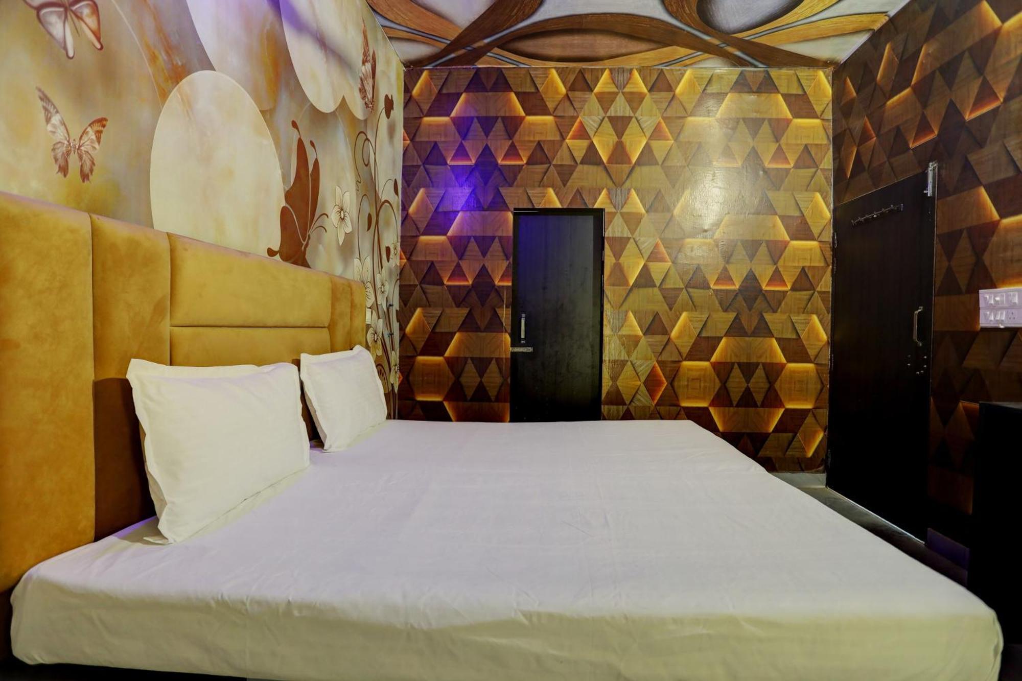 Oyo Paradise Inn Jalandhar Eksteriør bilde