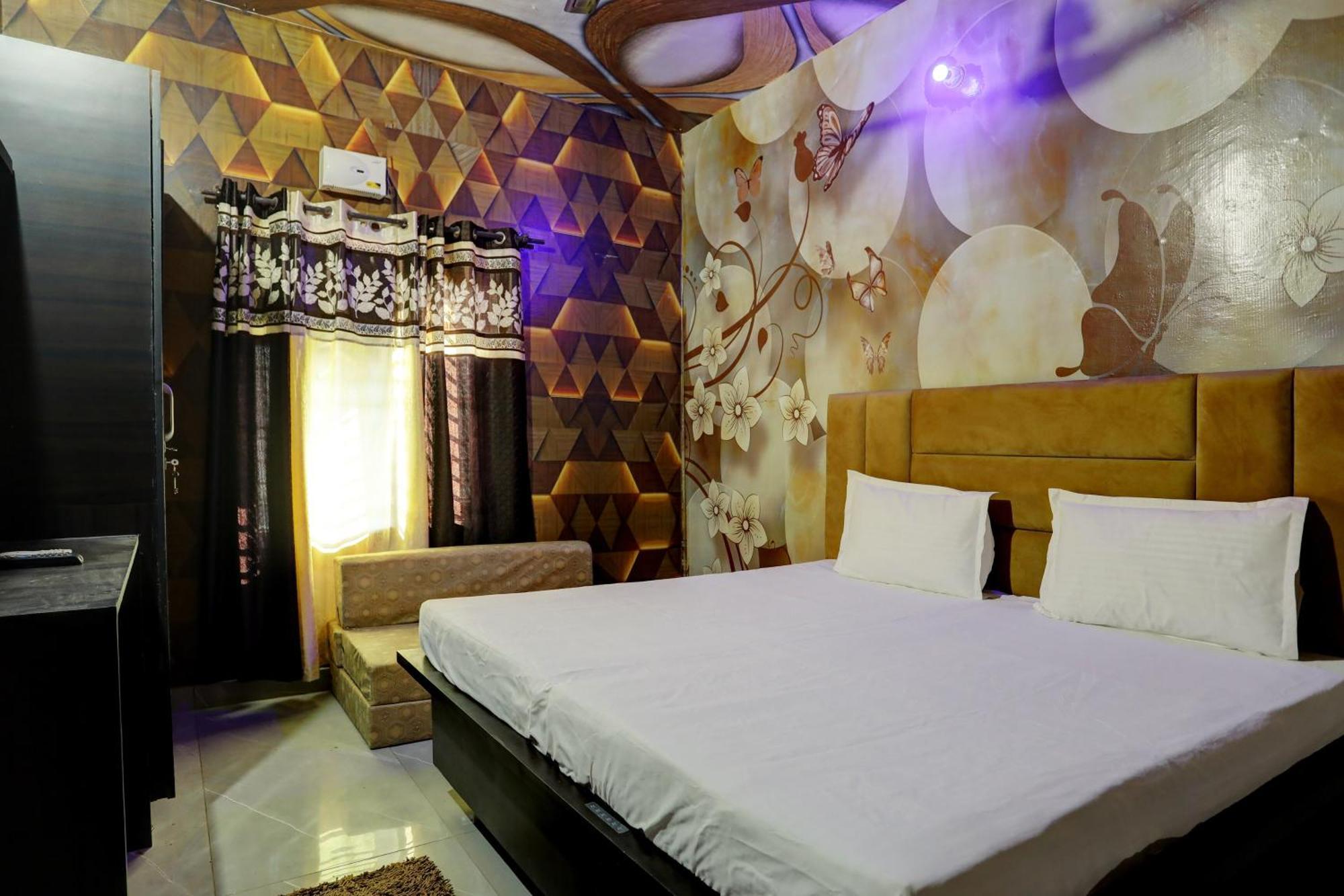 Oyo Paradise Inn Jalandhar Eksteriør bilde